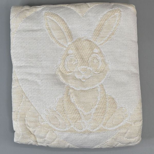 Плед детский стеганый Adin Baby 90 x 95 см арт. 9505, бежевый (Зайка) 191275 фото &mdash; Кузя