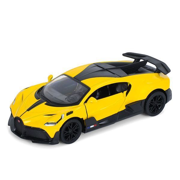 Металева машинка Kinsmart Bugatti Divo KT 5480 W, мікс видів 195200 фото &mdash; Кузя